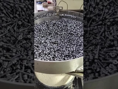 Αναβαθμίστε τα έργα σας! Στροφές για το δάχτυλο με σχοινί με λαιμό